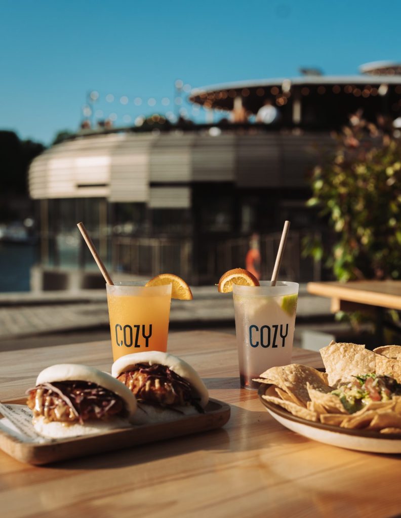 Cocktails & DJ sets